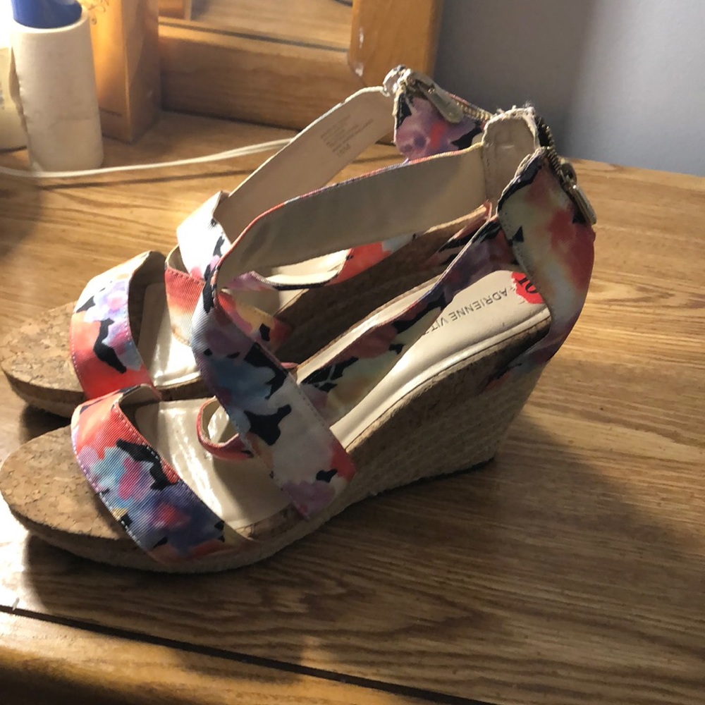 Wedge heels
